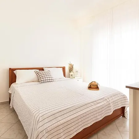 Nikogroup By The Sea 2 Апартаменты