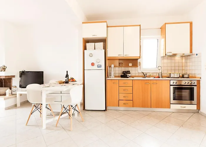 Nikogroup By The Sea 2 Apartament Polychrono