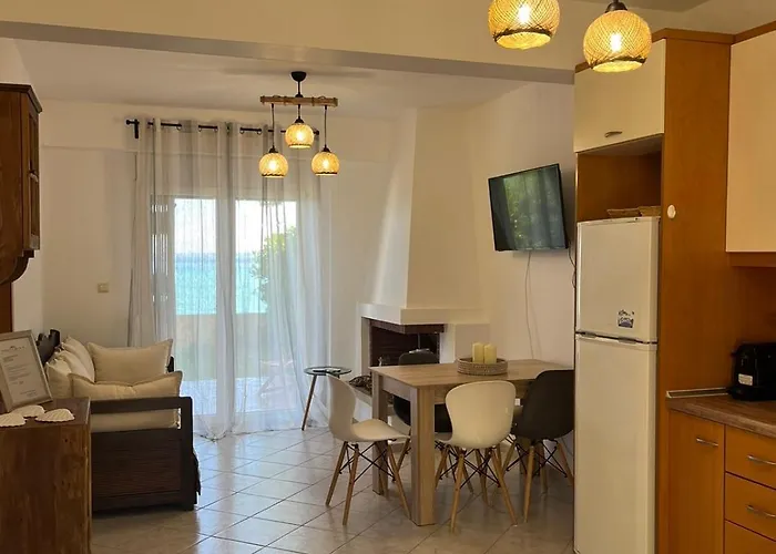 Nikogroup By The Sea 2 פוליכרונו